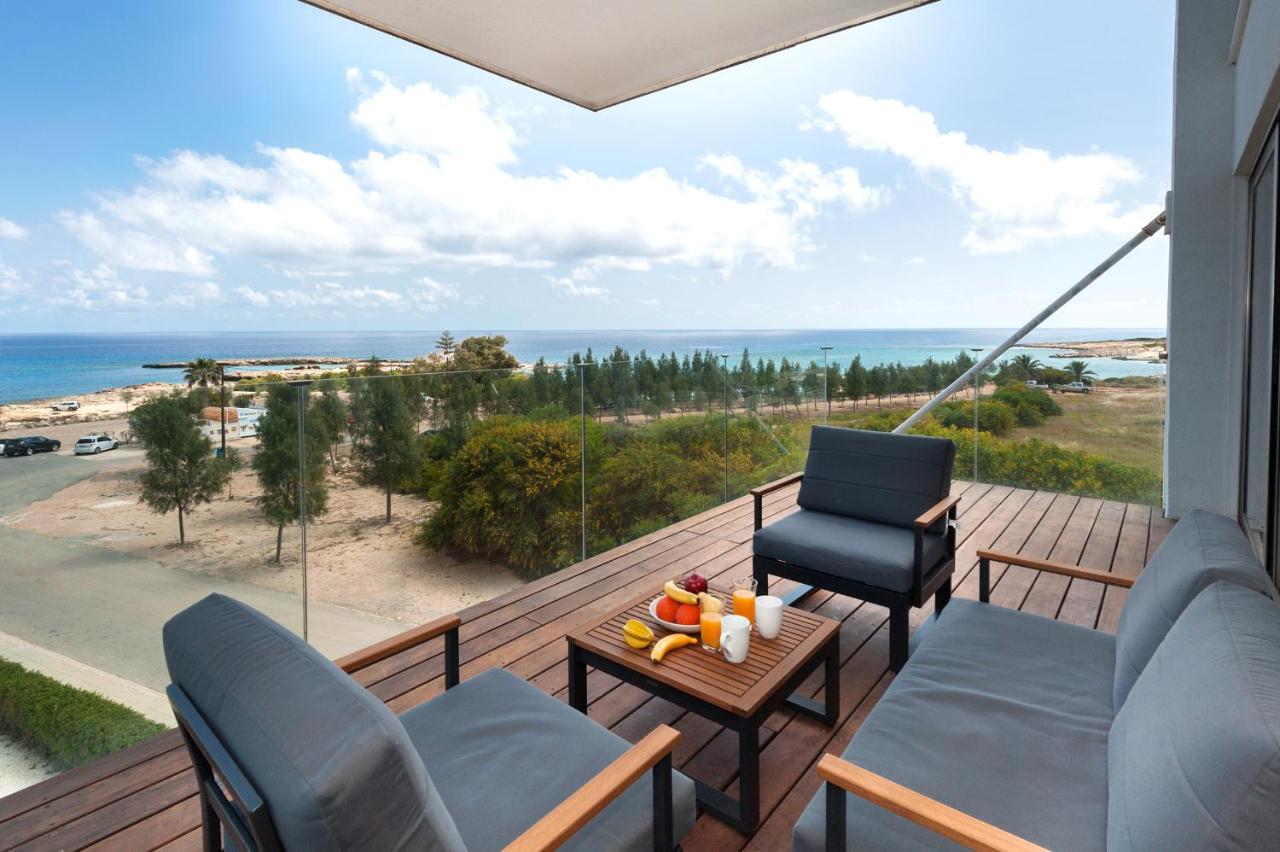 Apartment Marisol - Beachfront Protaras Ngoại thất bức ảnh