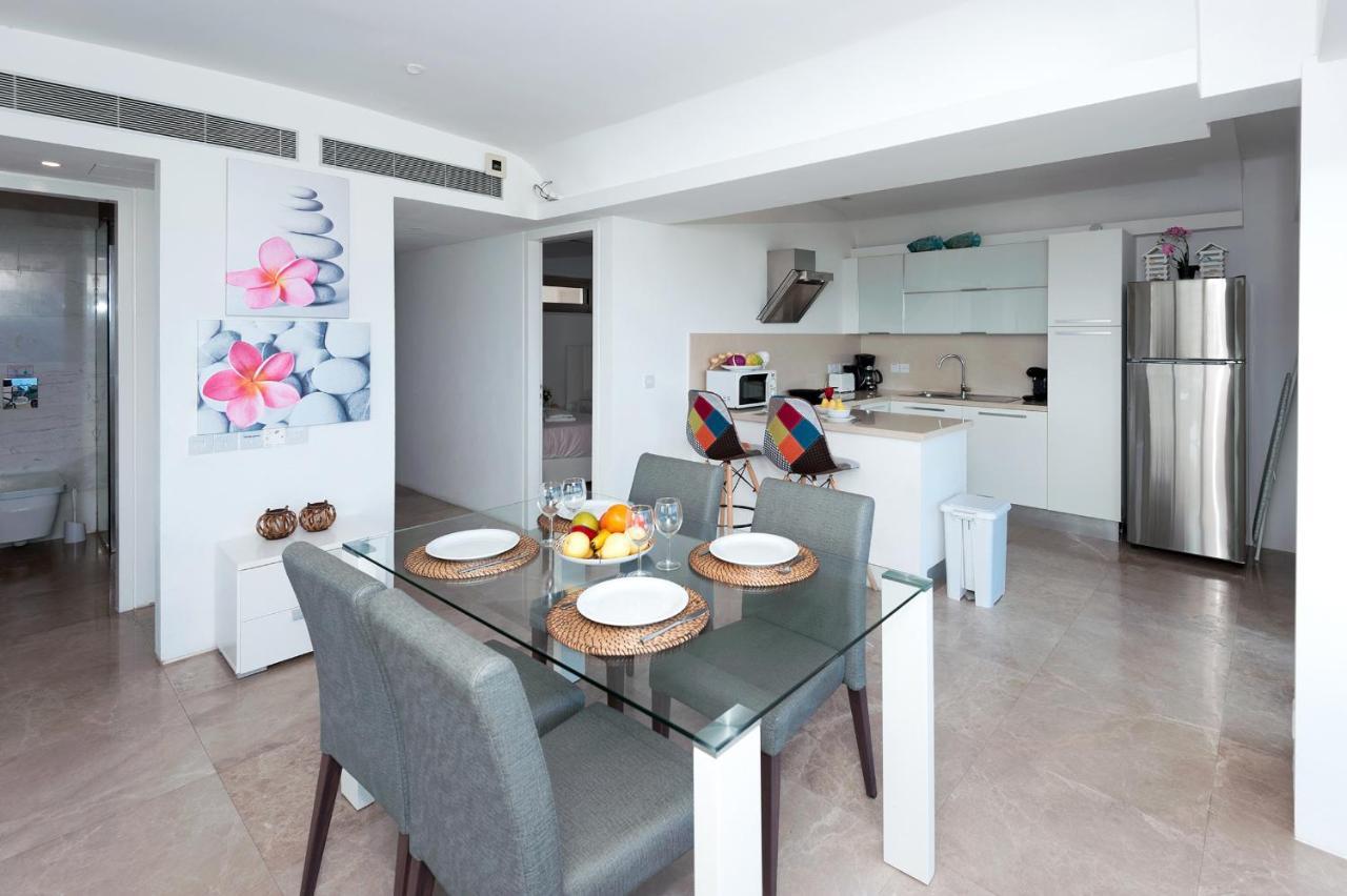 Apartment Marisol - Beachfront Protaras Ngoại thất bức ảnh