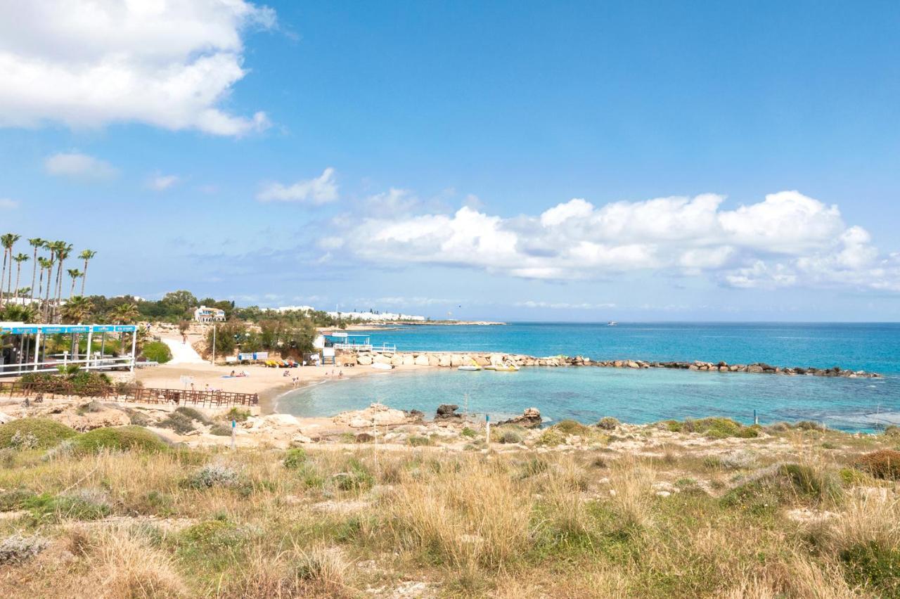 Apartment Marisol - Beachfront Protaras Ngoại thất bức ảnh
