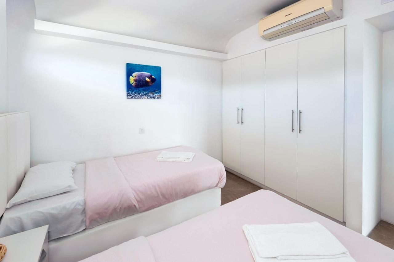Apartment Marisol - Beachfront Protaras Ngoại thất bức ảnh