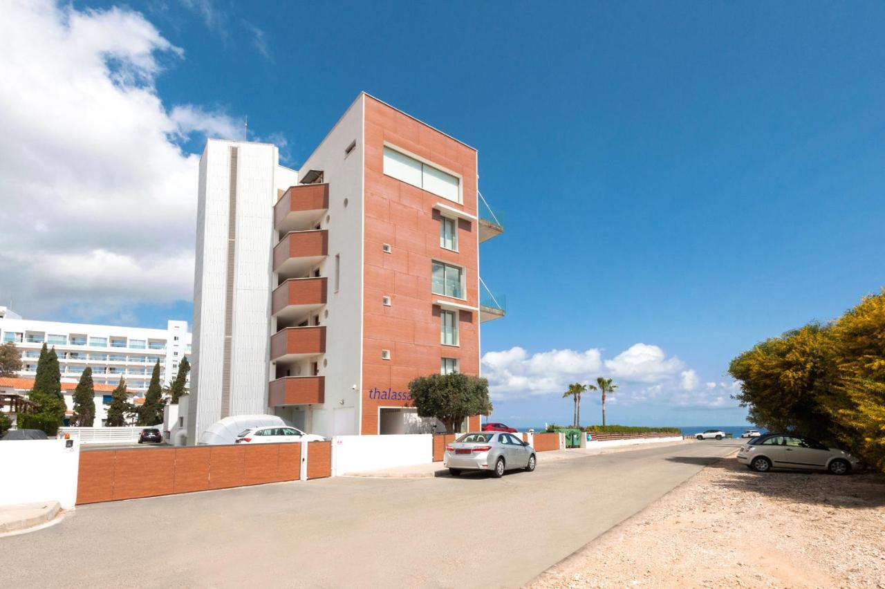 Apartment Marisol - Beachfront Protaras Ngoại thất bức ảnh