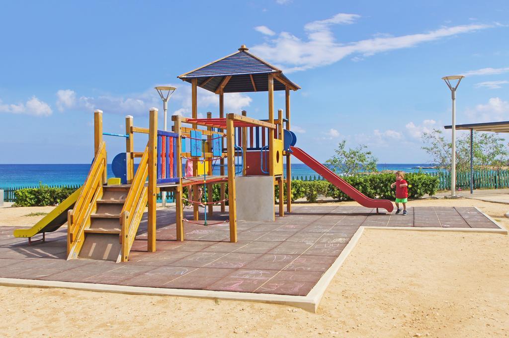 Apartment Marisol - Beachfront Protaras Phòng bức ảnh
